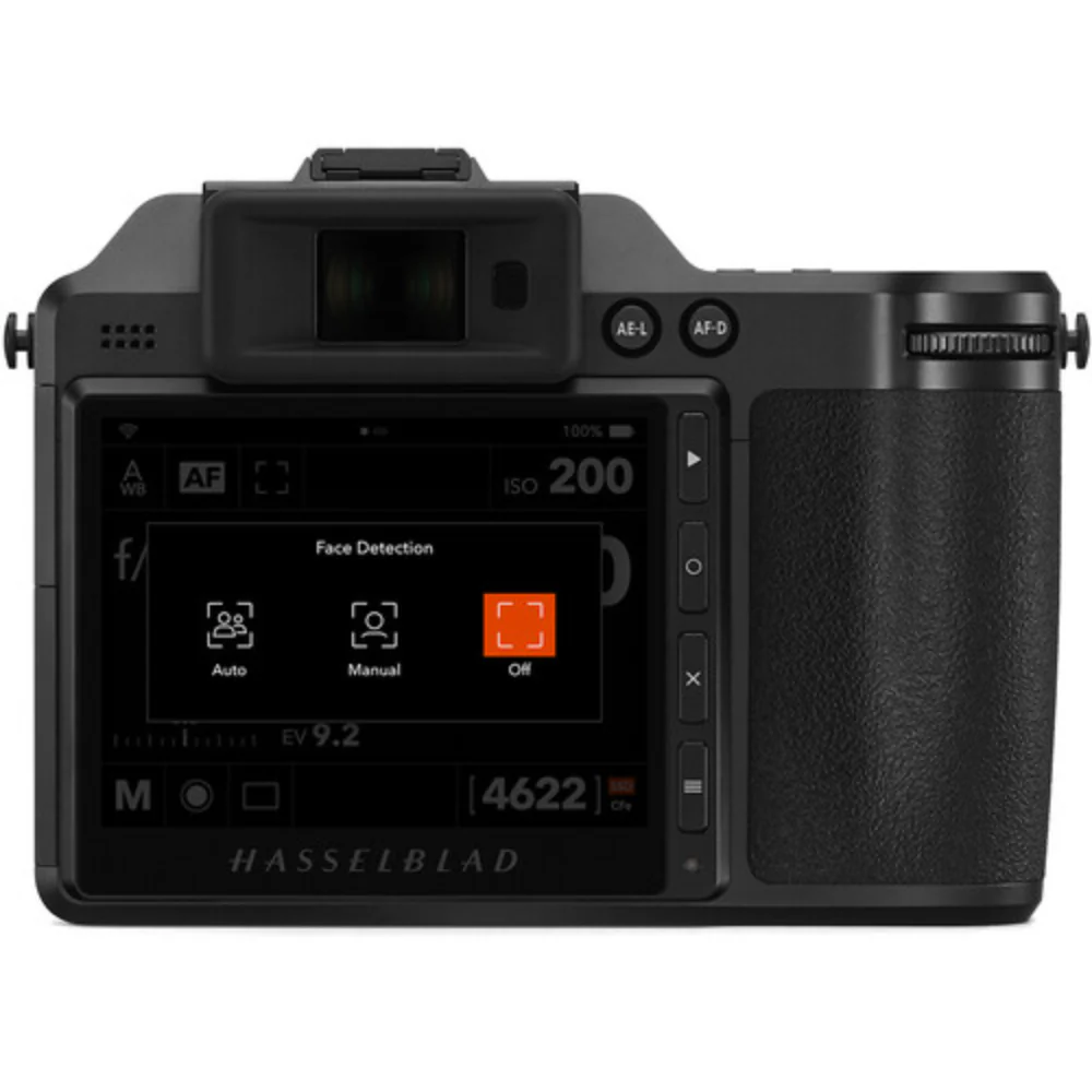 Hasselblad X2D 100C Pro Kit with XCD 20-35mm f/3.2-4.5 and OneMo Lite Backpack - Image 6