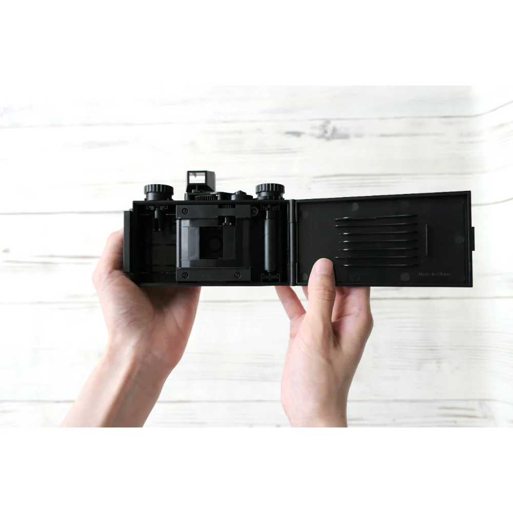 Ilford Pixie 35-II Reusable Film Camera - Image 15