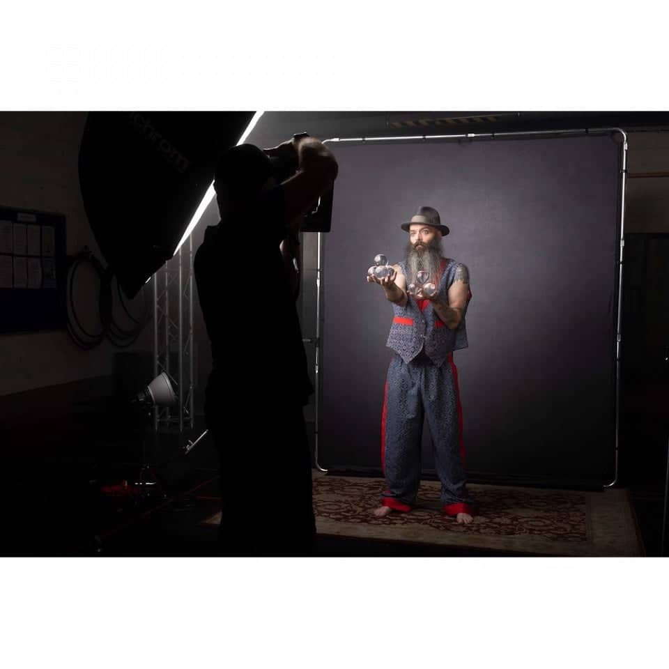 Lastolite Kit BG EzyFrame 2x2.3m Pewter - Image 12