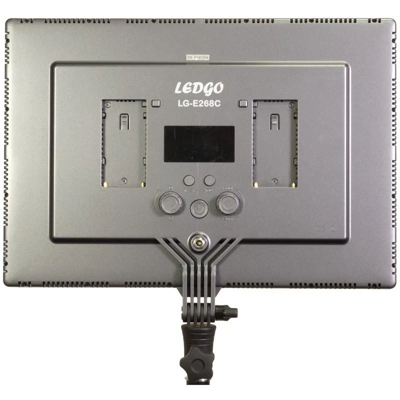 Nanlite LEDGO LUXPAD E268C twin LED light kit with batteries, stands and grids - Image 4