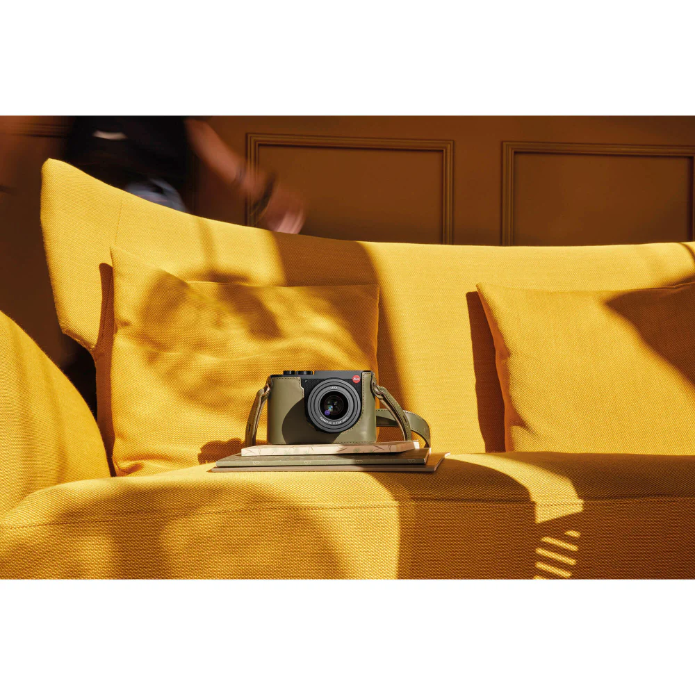 Leica Q3 Digital Camera - Image 13
