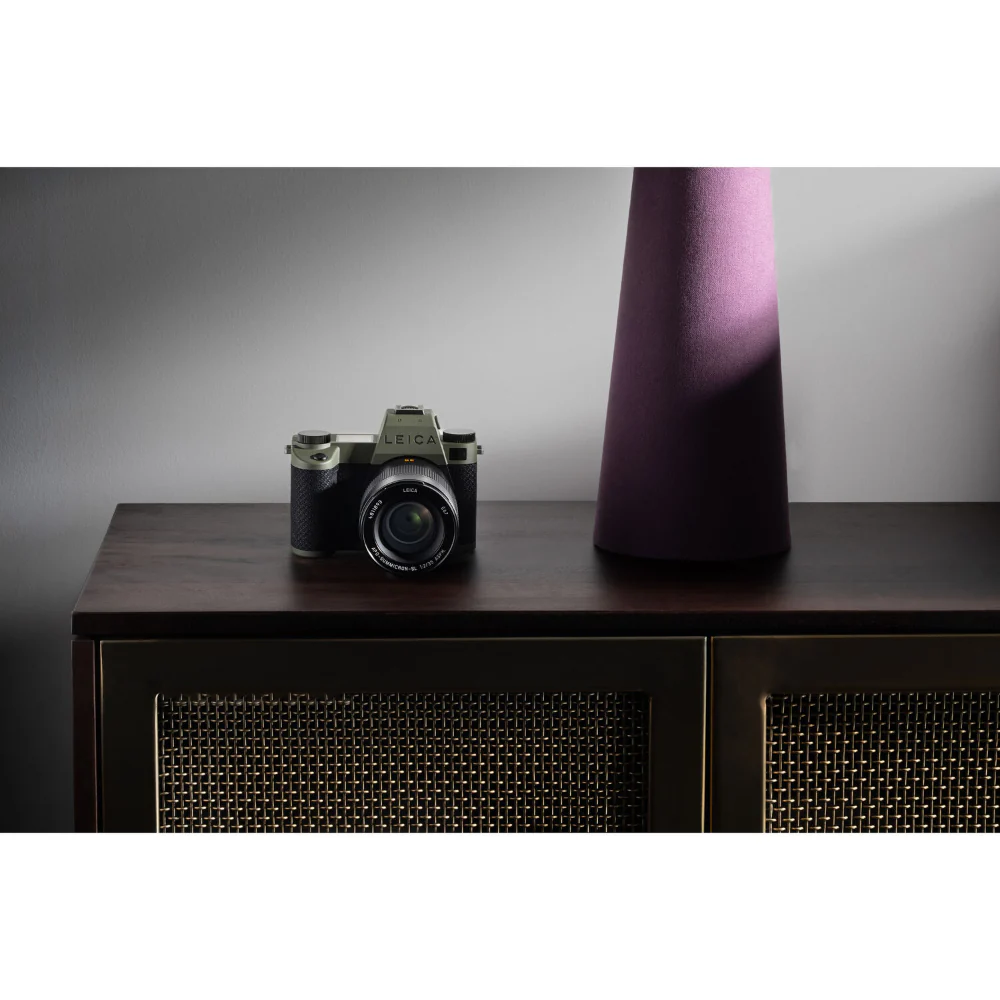 Leica SL3 Reporter Mirrorless Camera - Image 8