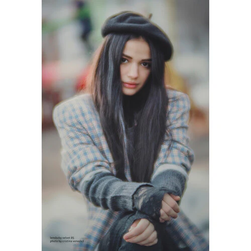 Lensbaby Velvet 85mm f/1.8 Lens for Canon EF - Image 9