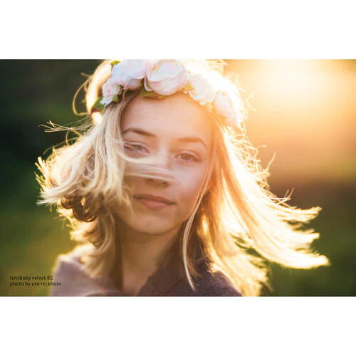 Lensbaby Velvet 85mm f/1.8 Lens for Fujifilm X - Image 15