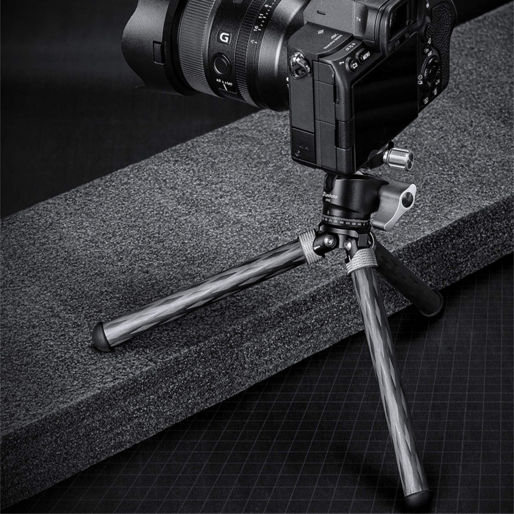 Leofoto MT-02C Mini Carbon Fibre Table Top Tripod with LH-22 Ball Head - Image 7