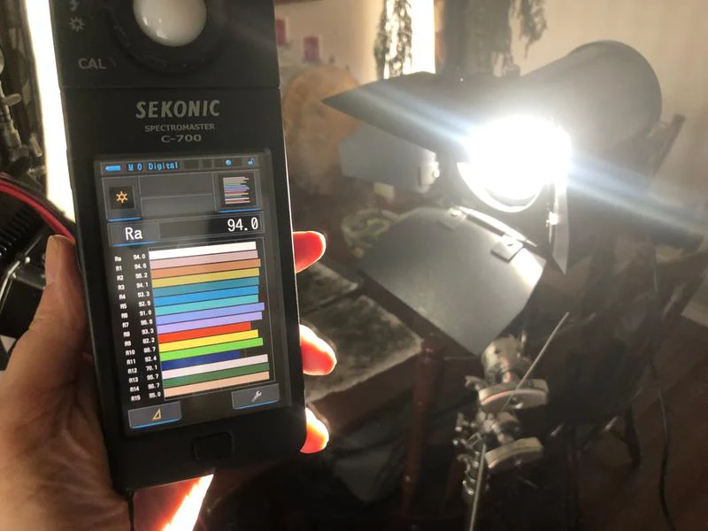 Litepanels Sola 4+ Daylight Fresnel 4-Way Barndoor, Manual Yoke Litepanels - Image 7