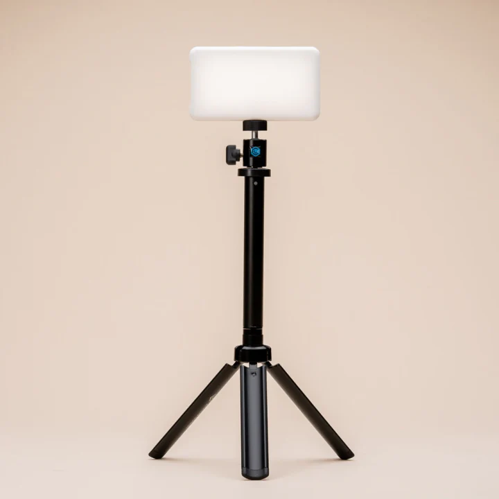 Lume Cube 30" Adjustable Light Stand - Image 4