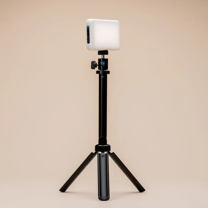 Lume Cube 30" Adjustable Light Stand - Image 5