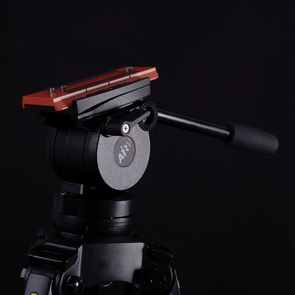 Miller AirV Fluid Head with Solo-Q Pod Base, Base Clamp Nut & Versa Camera Plate - Image 9