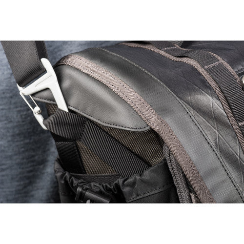 Mindshift Exposure 15 Messenger Bag - Black - Image 15