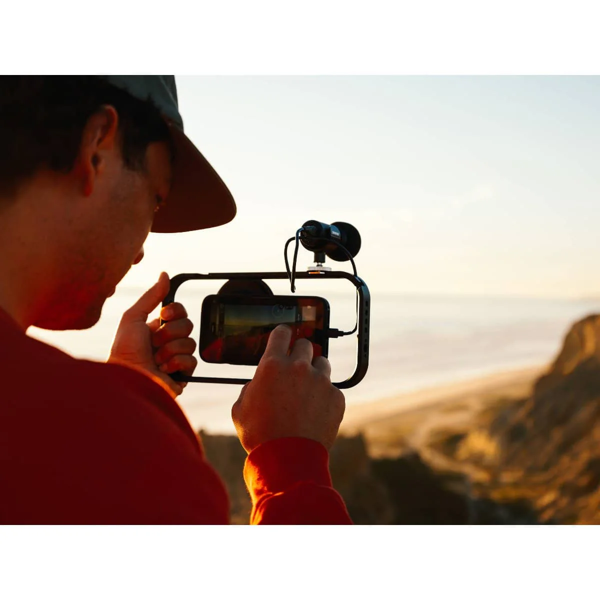 Moment Mobile Filmmaker Cage with MagSafe - Image 20