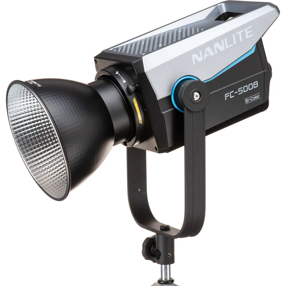 Nanlite FC-500B Bi-Colour LED Spotlight - Image 3
