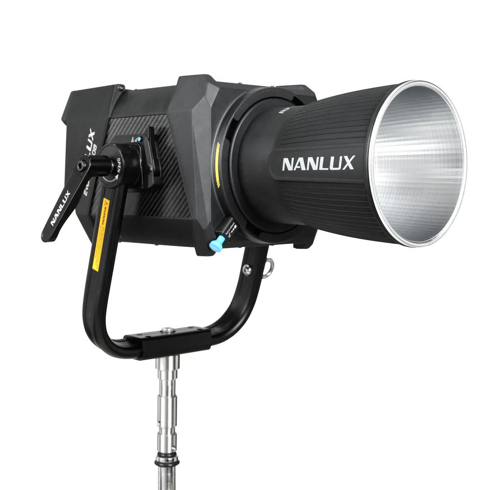 Nanlux Evoke 1200B LED Spot Light 5600K - Image 2