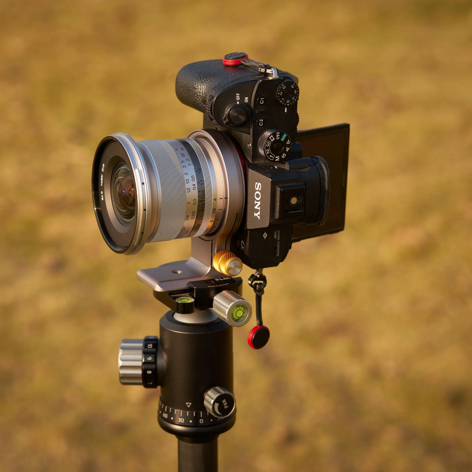 NiSi Wizard W-63 Camera Positioning Bracket for Sony - Image 23
