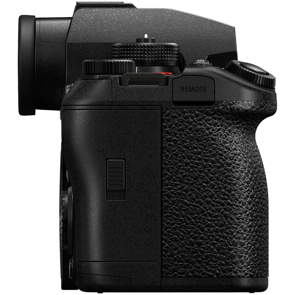 Panasonic LUMIX S1R II with S 24-105mm f/4 Macro OIS Lens - Image 9