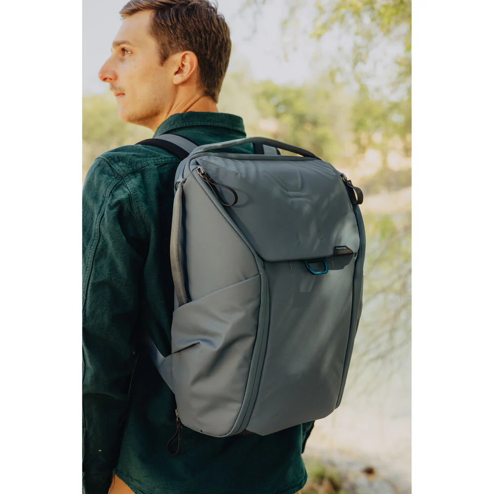 Peak Design Everyday Backpack 20L V2 - Image 9