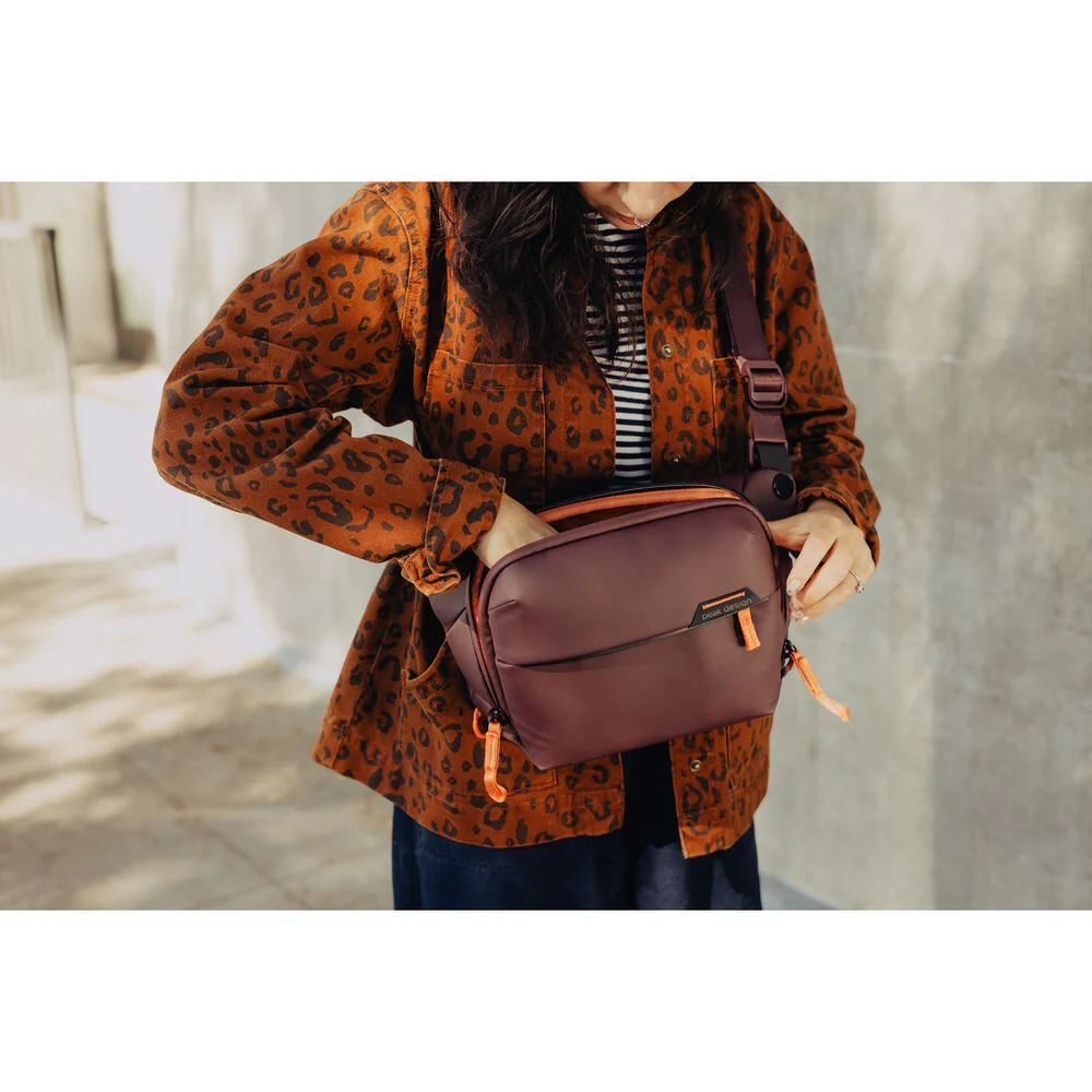 Peak Design Everyday Sling 3L v2 - Image 36