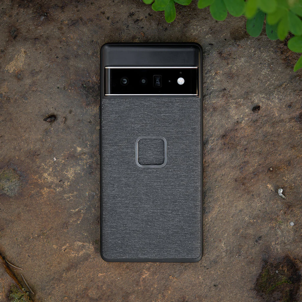 Peak Design Mobile - Everyday Fabric Case - Pixel 7 Pro - Charcoal - Image 4