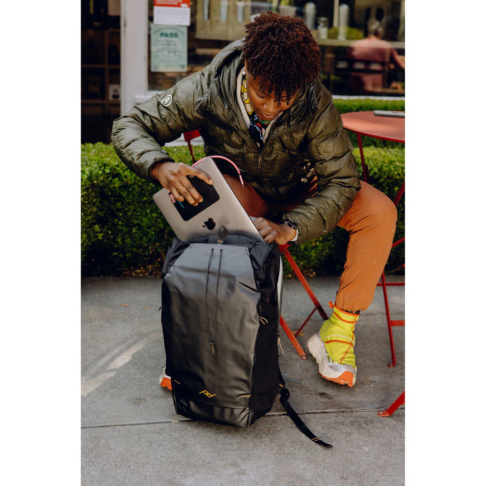 Peak Design Outdoor Backpack 18L Zip - Image 9