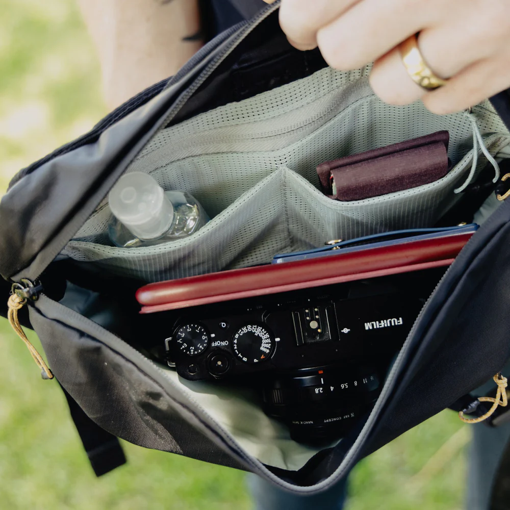 Peak Design Outdoor Sling 4L - Image 5