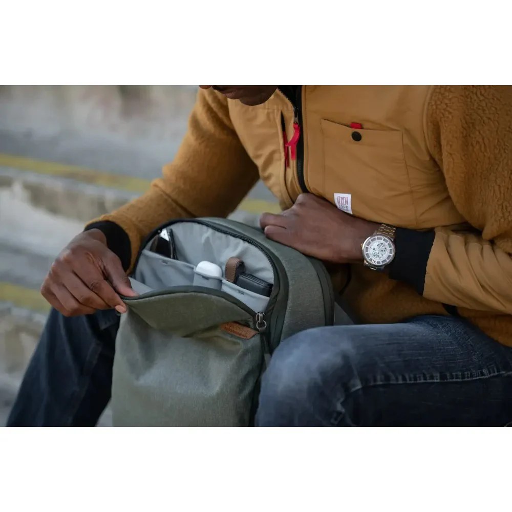 Peak Design Travel Backpack 30L v2 - Sage - Image 8