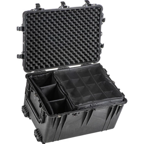 Pelican Case 1660 Black w/ Divider - Image 4