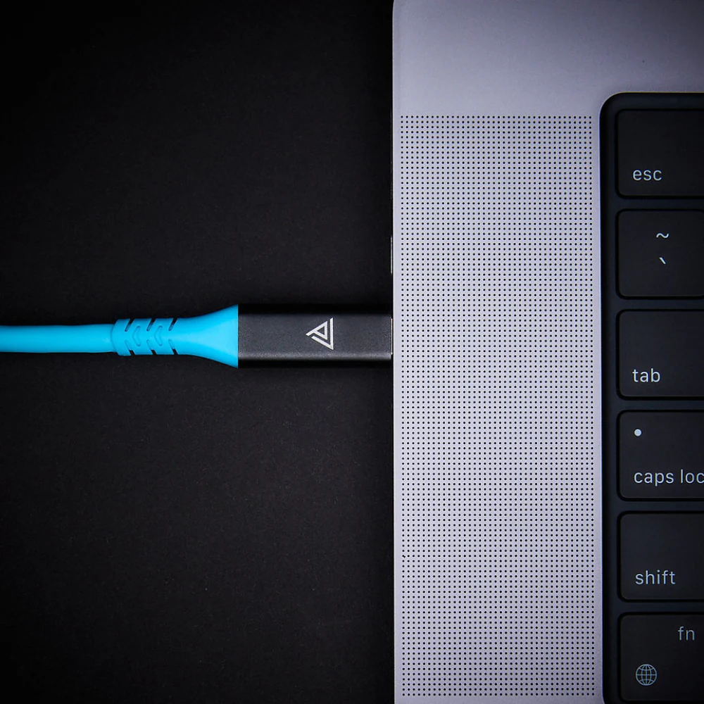 Prism Tether Right Angle USB-C to Straight USB-C Cable (10m) - Image 3