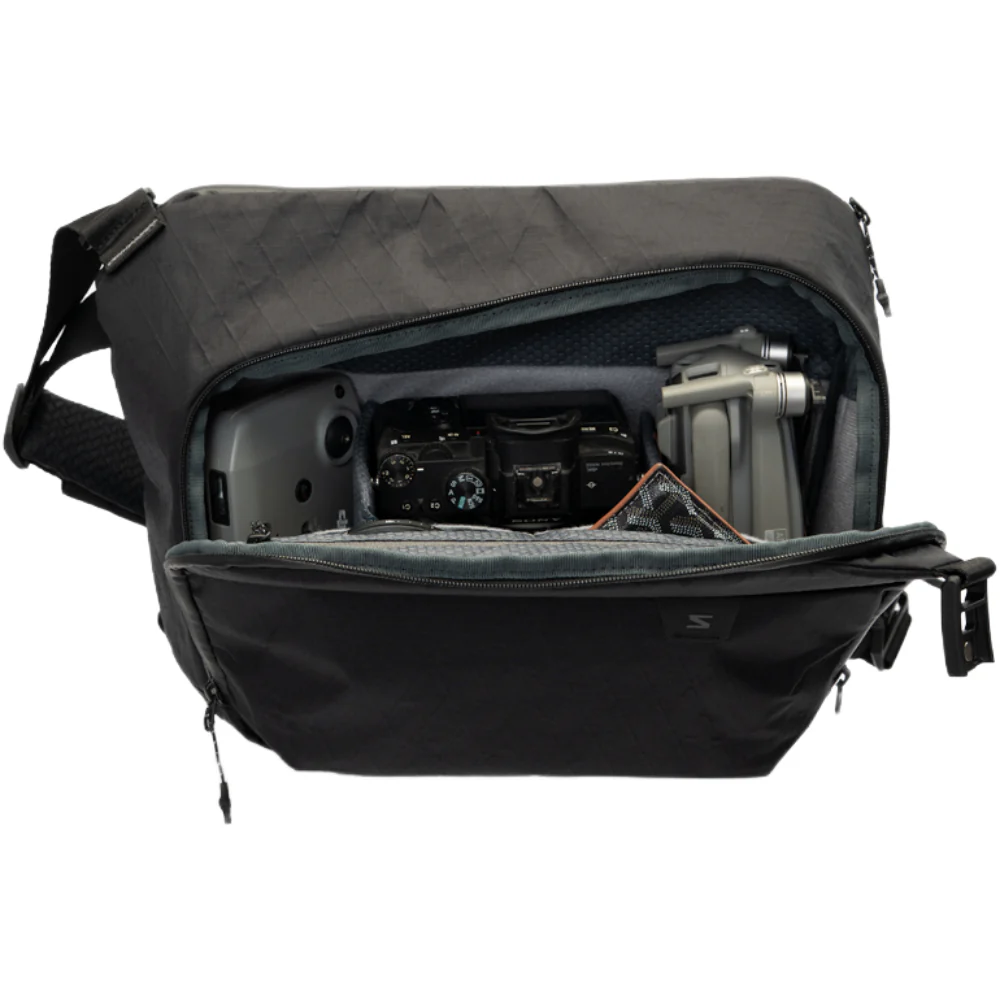 Sakk Gear Nomad Laptop & Camera Sling Bag - Image 3
