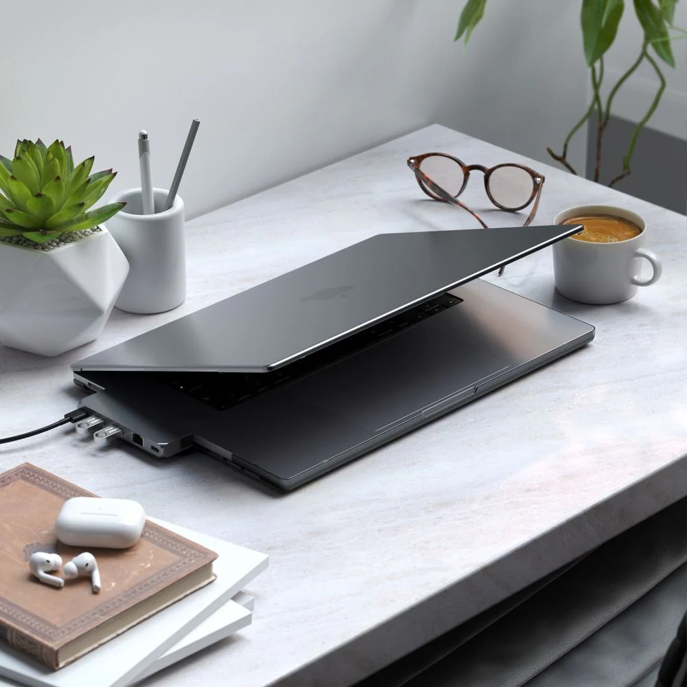 Satechi Eco-Hardshell Case for MacBook Pro 16" - Image 12