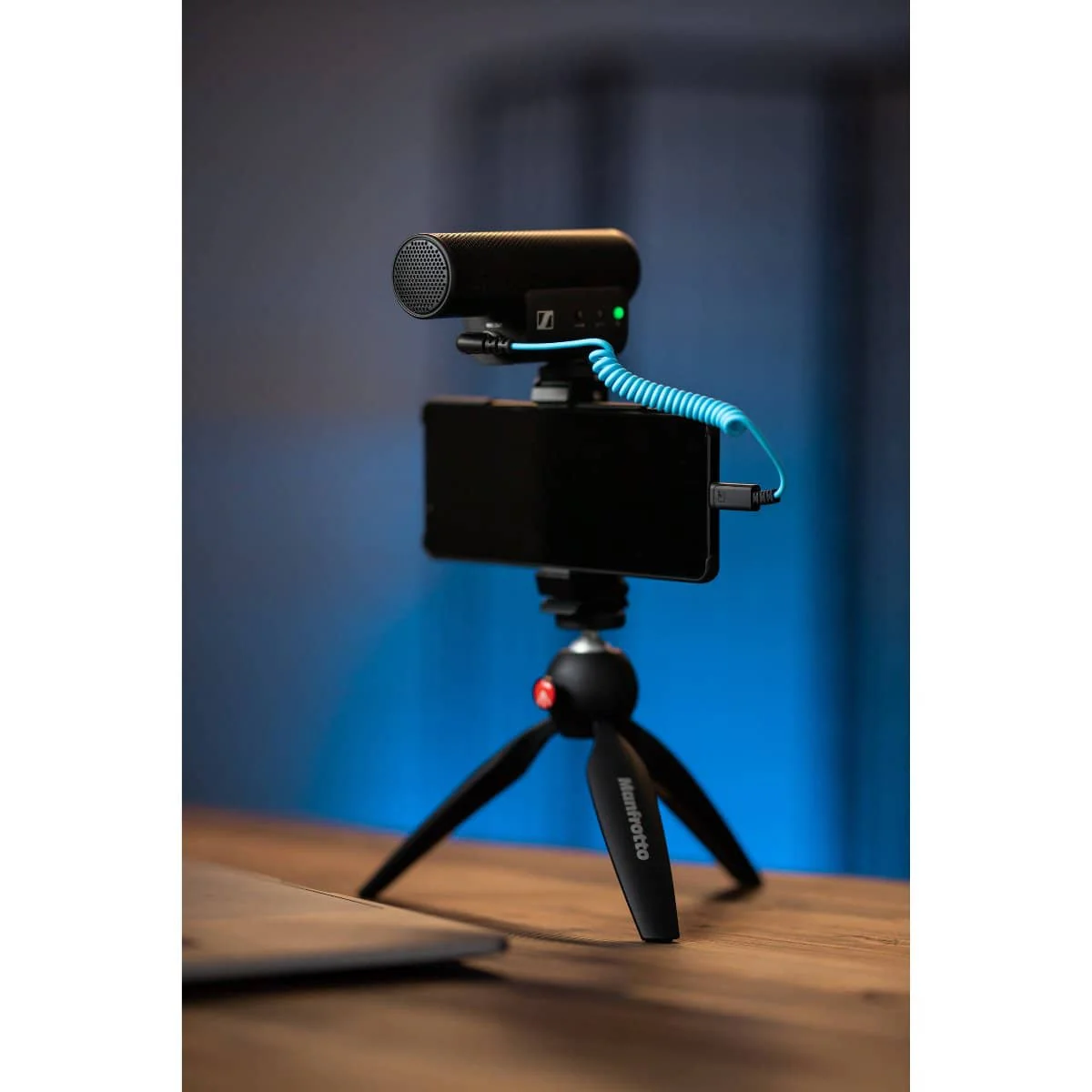 Sennheiser MKE 400 Camera-Mount Shotgun Microphone - Image 23