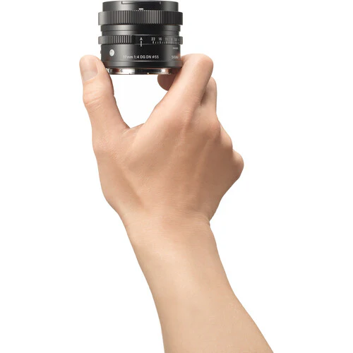 Sigma 17MM F/4 DG DN Contemporary Lens - Leica L-Mount - Image 7