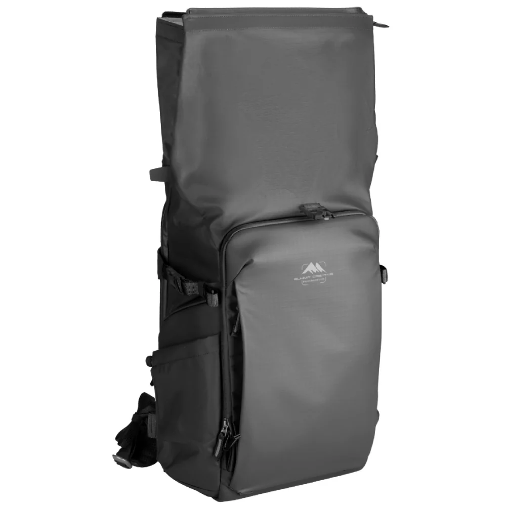Summit Creative Large Metropolis 32L Roll Top Backpack - Image 3