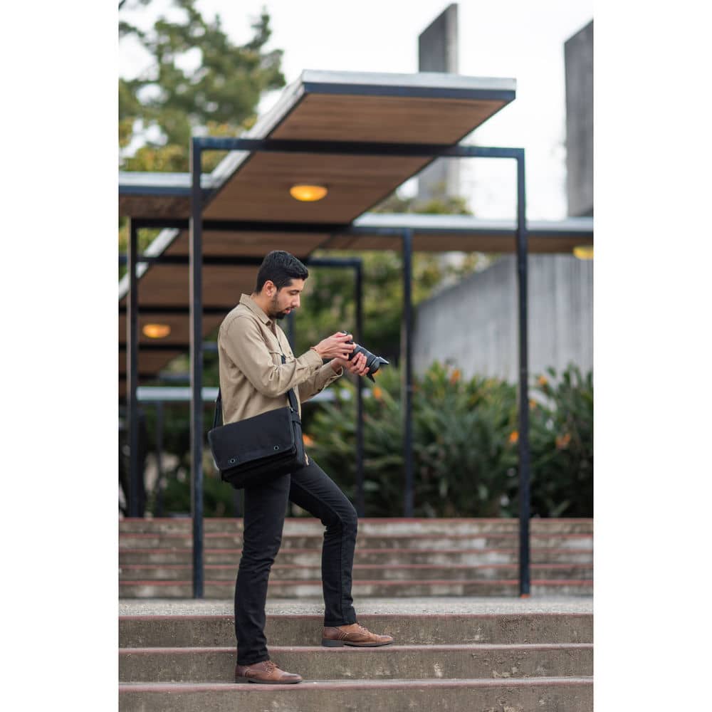 Think Tank Photo Retrospective 10 V2.0 Shoulder Bag (Black) - Image 9