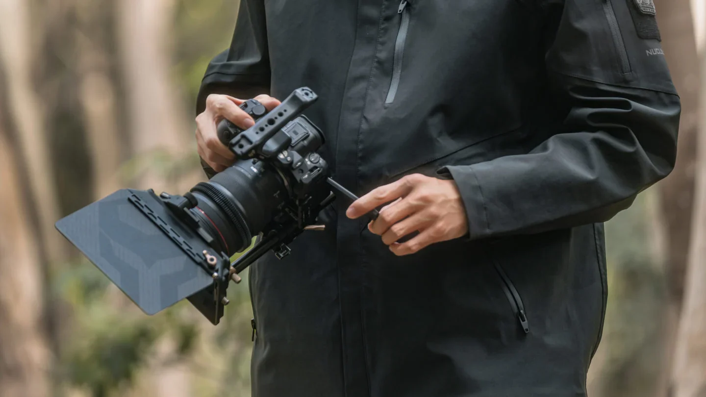 Tilta Full Camera Cage for Canon R6 Mark II - Black - Image 6