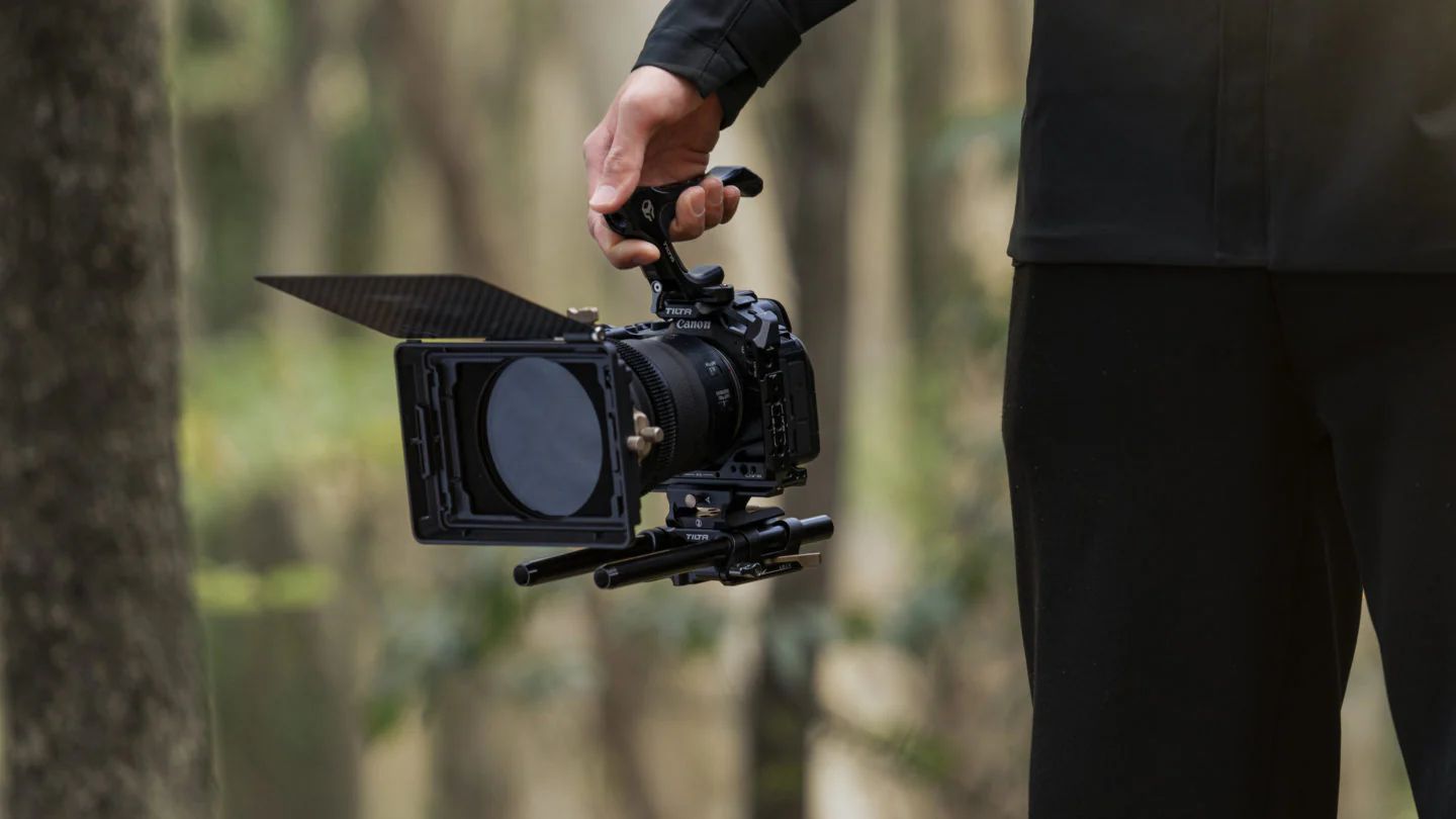 Tilta Canon R6 Mark II Basic Kit - Titanium Gray - Image 4