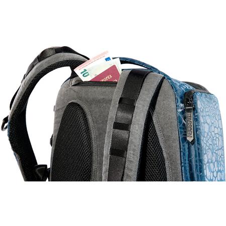 Toxic from 3 Legged Thing - Valkyrie Camera Backpack Large - Sapphire - Image 11