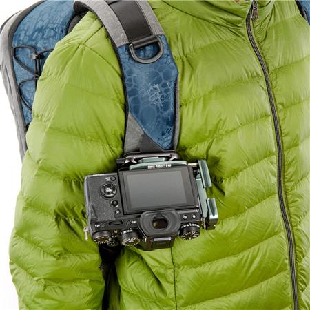 Toxic from 3 Legged Thing - Valkyrie Camera Backpack Large - Sapphire - Image 27
