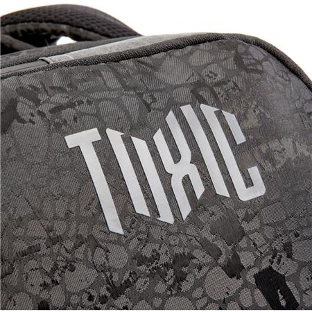 Toxic from 3 Legged Thing - Valkyrie Camera Backpack Medium - Onyx - Image 16