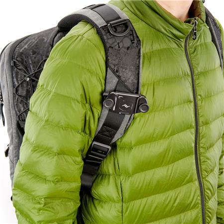 Toxic from 3 Legged Thing - Valkyrie Camera Backpack Medium - Onyx - Image 23
