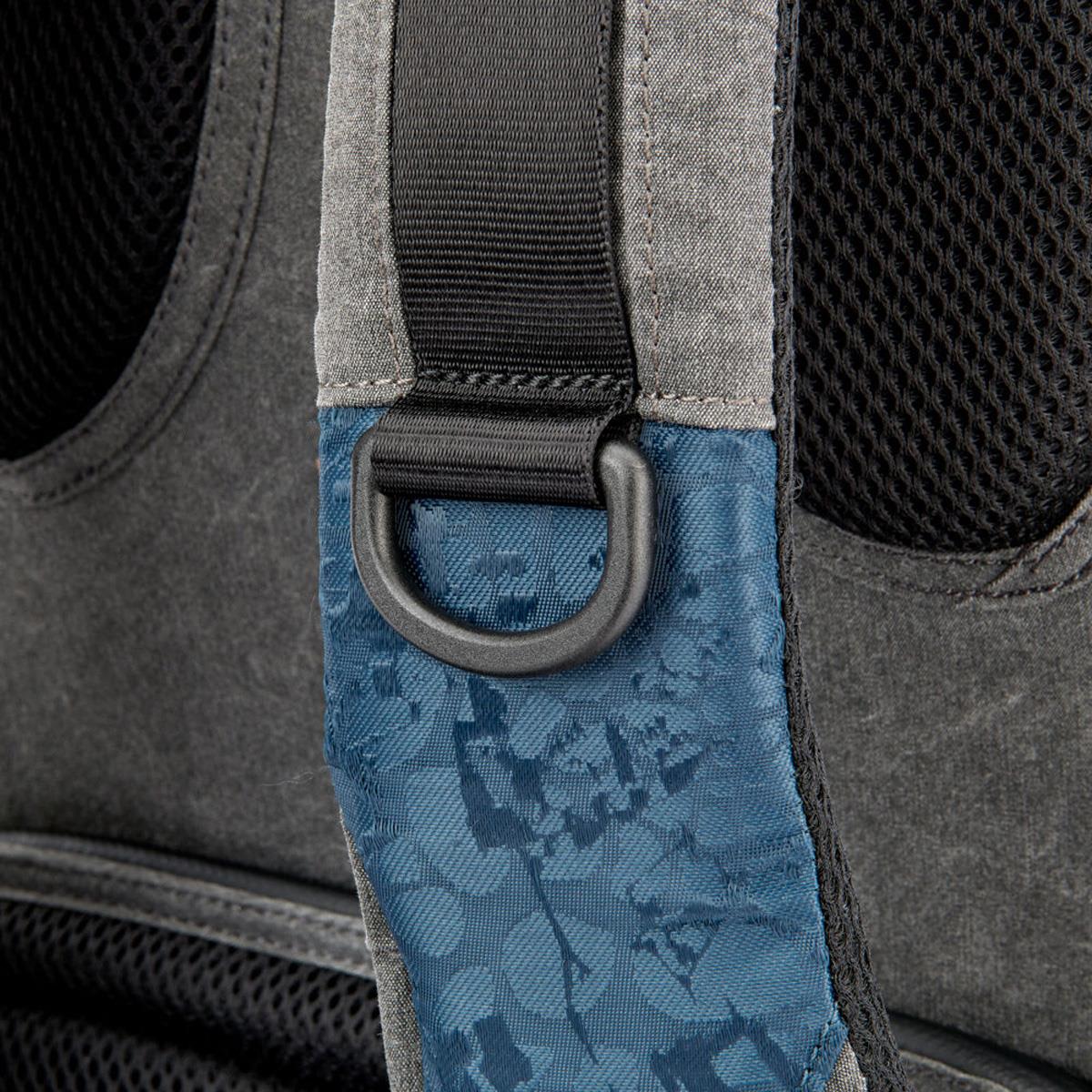 Toxic from 3 Legged Thing - Valkyrie Camera Backpack Medium - Sapphire - Image 16