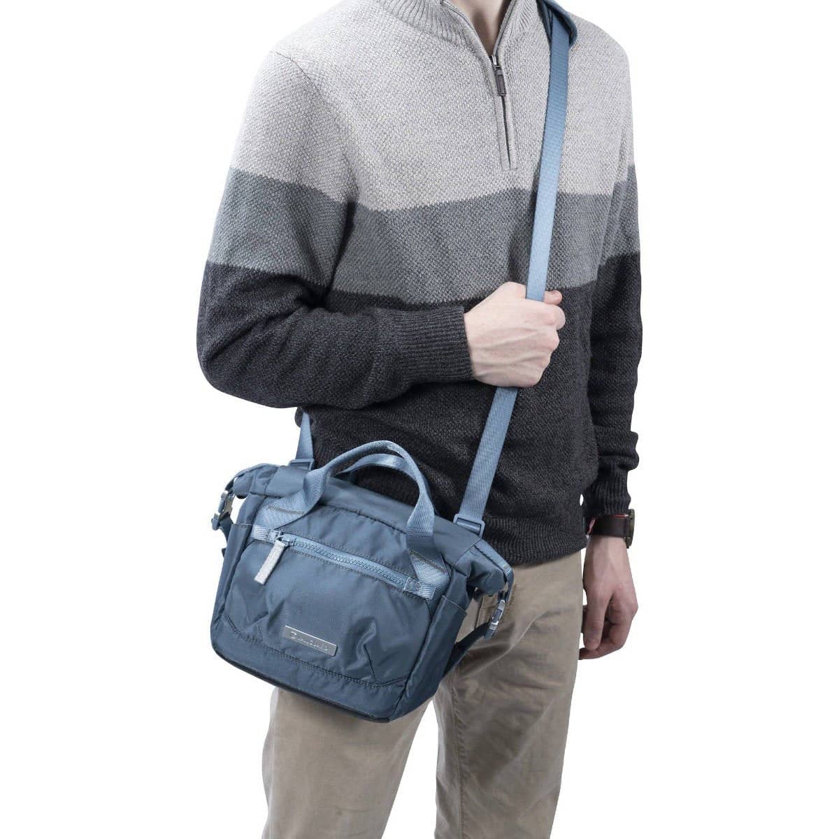 Vanguard VEO Flex 18M Camera Shoulder Bag - Blue - Image 13