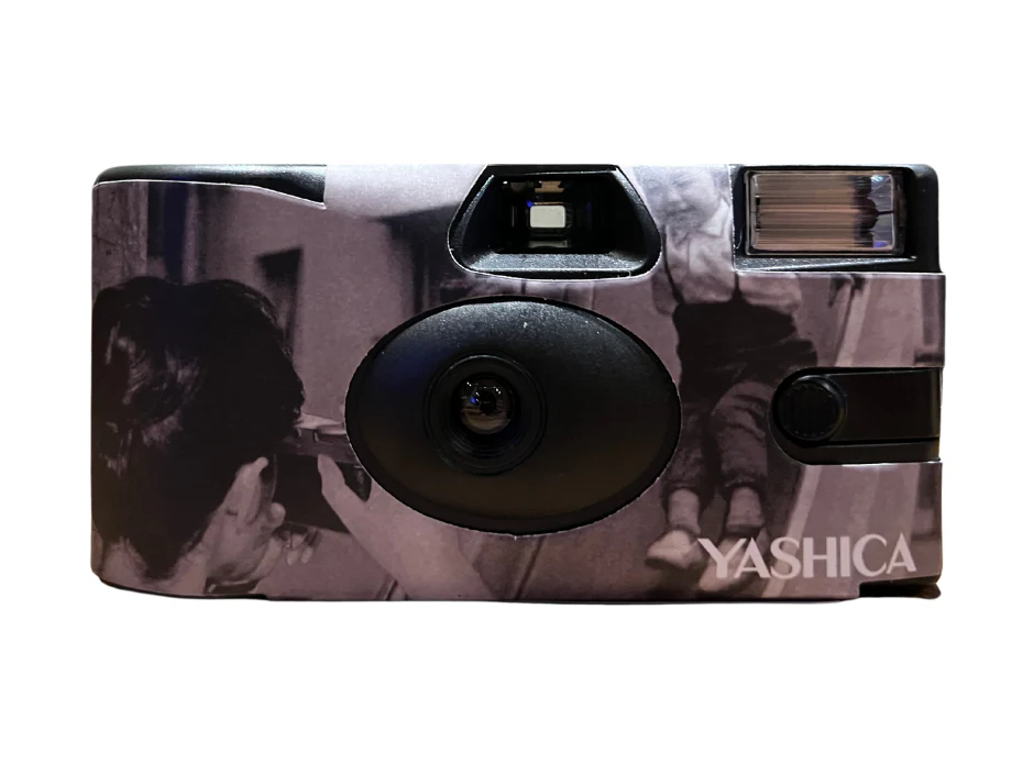 YASHICA Single Use Art Print Film Camera w/ISO400 Film - 35mm - 27 Exposures - Image 10