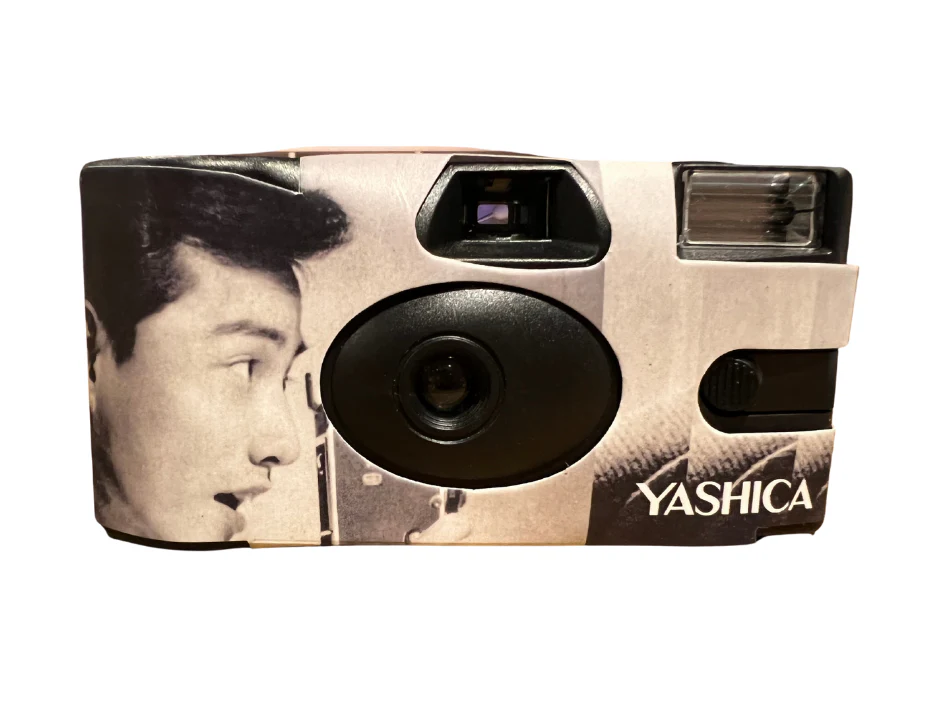 YASHICA Single Use Art Print Film Camera w/ISO400 Film - 35mm - 27 Exposures - Image 18