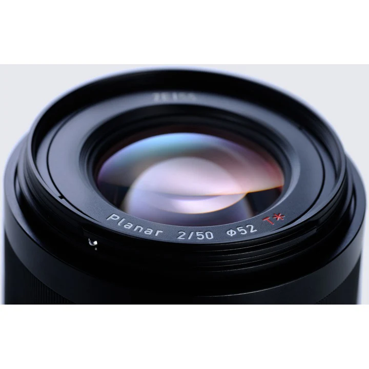 Zeiss Loxia 50mm f/2.0 Lens for Sony E-Mount - Image 7
