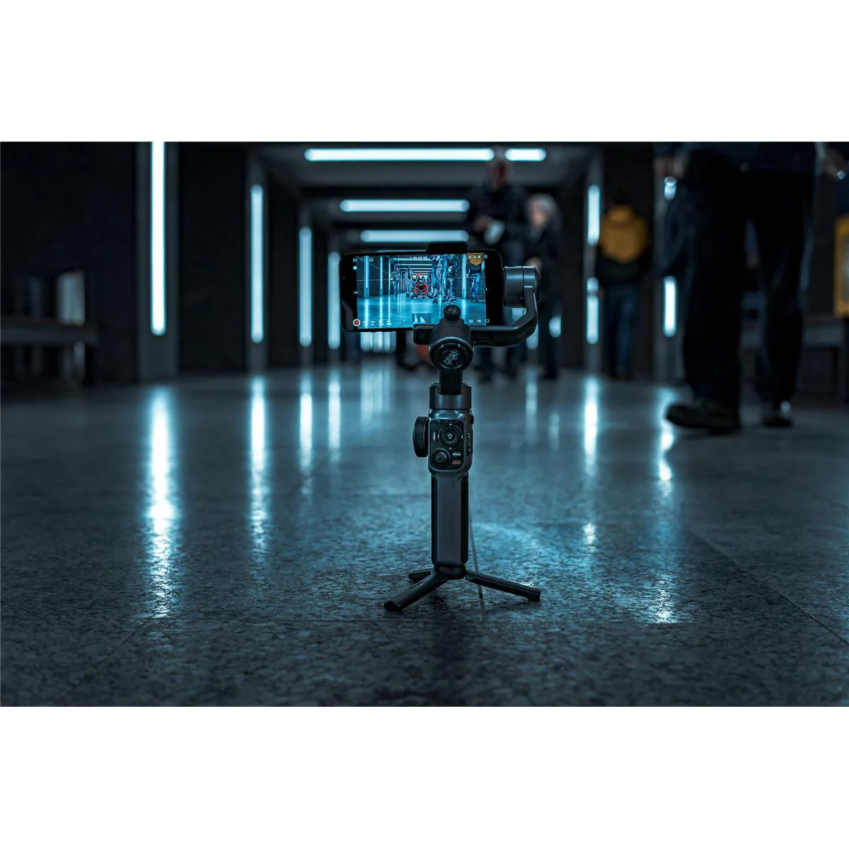 Zhiyun Smooth 5S Smartphone Gimbal Combo (White) - Image 9