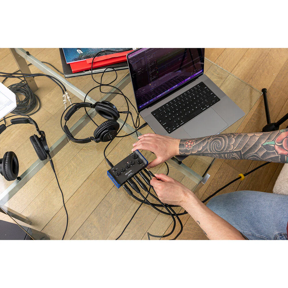 Zoom AMS-44 USB-C Audio Interface - Image 14
