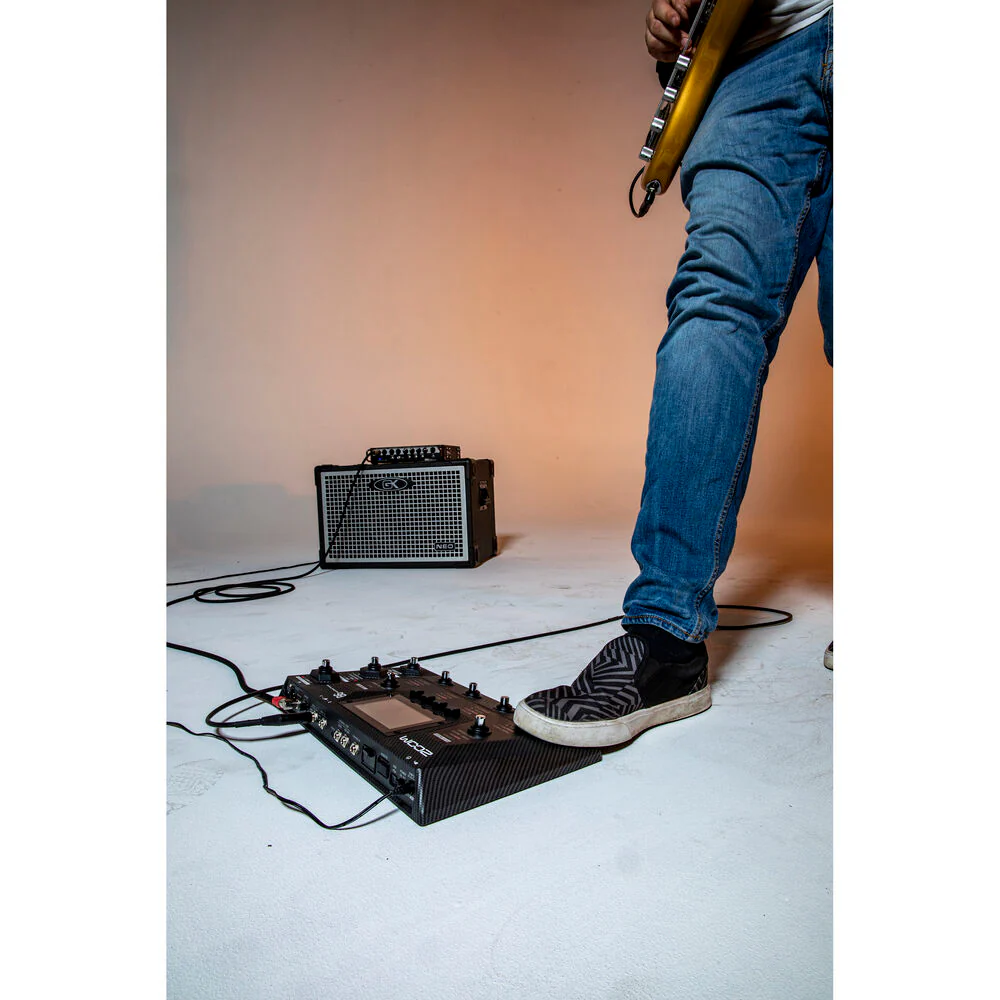 Zoom B6 Multi-Effects Processor for Electric Bass - Image 12