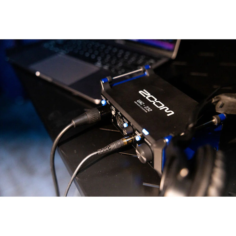 Zoom UAC-232 USB-C Audio Interface - Image 8